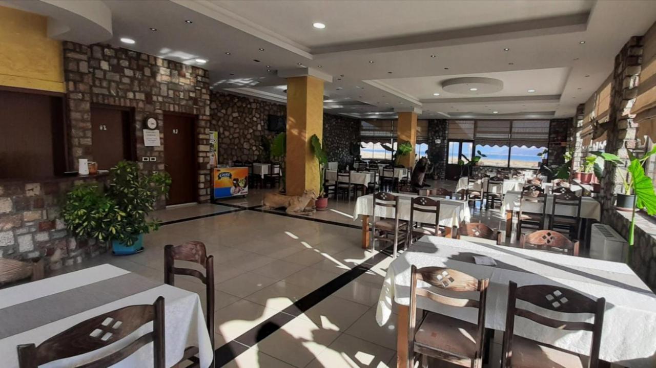 Hotel Restaurant Aleksander كورتشي المظهر الخارجي الصورة